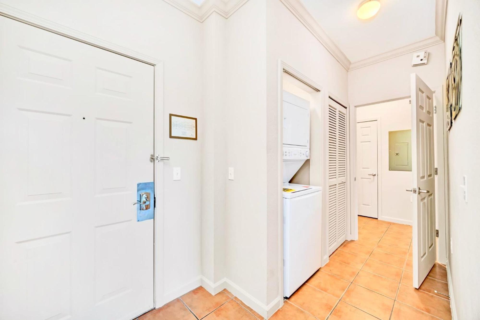 Bright 2Br Condo With Pool And Hot Tub - Near Disney! Orlando Bagian luar foto